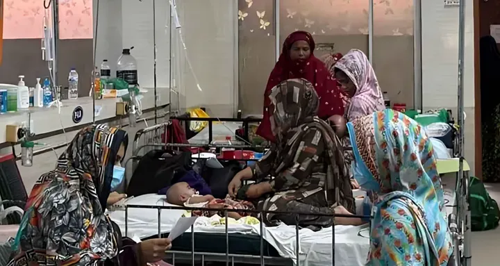 6 more children died of measles symptoms, the death toll reached 700