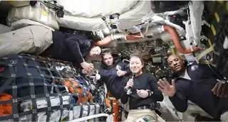 Astronauts of Artemis-2 on the way to Earth set a record by visiting the moon